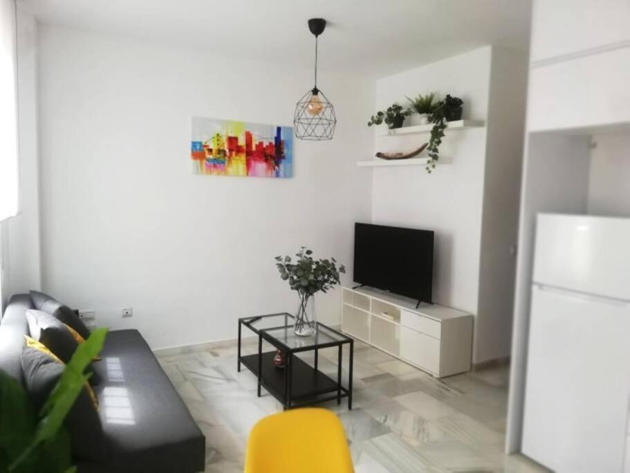 Malaga City One Bedroom Apartment By Namaste Elite Luaran gambar